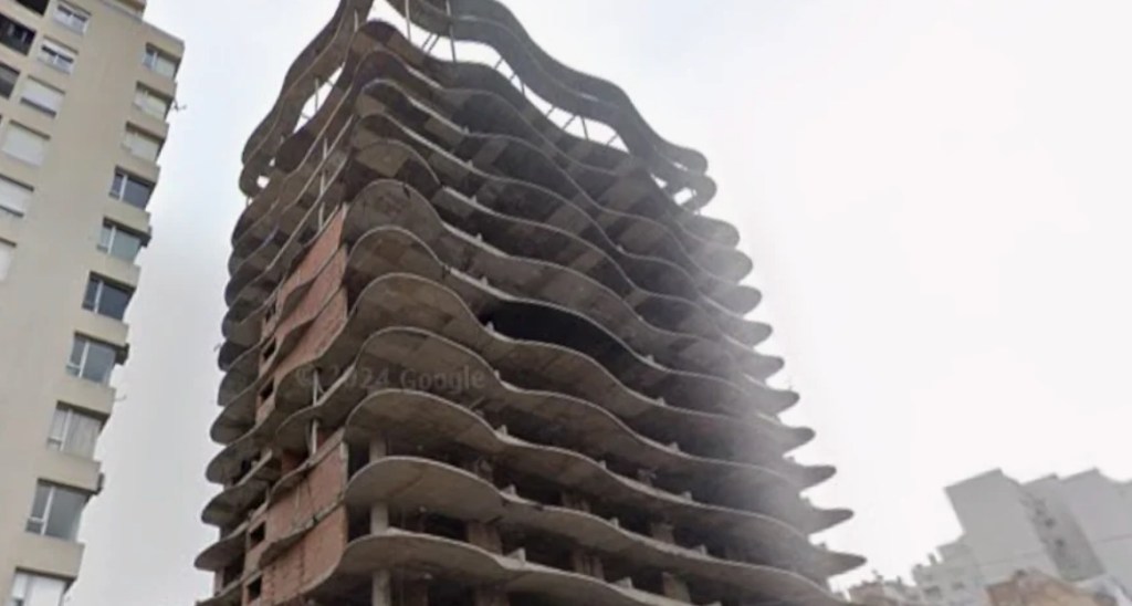 Se realizó un operativo de desalojo en un inmueble cordobés por graves deficiencias de&nbsp;seguridad