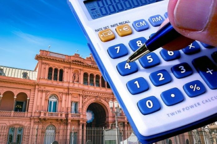 Los números ponen en duda el discurso de Kicillof: mientras reclama fondos a Milei, la coparticipación bonaerense creció consistentemente por encima de la&nbsp;inflación